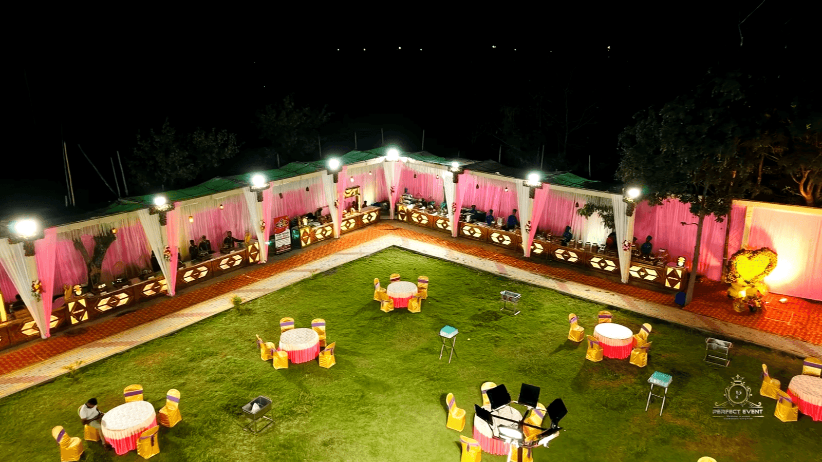 Premium Lawn Banquet Layout